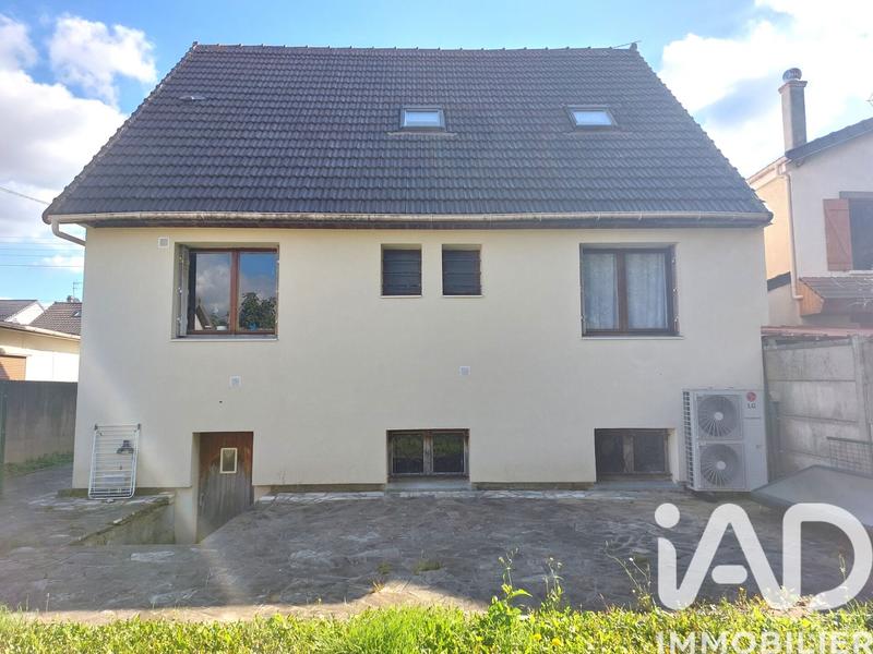 Maison - 127 m² - 6 pièces