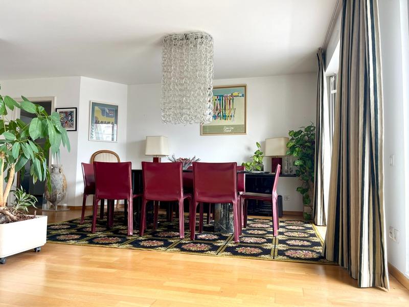 Appartement bourgeois - 135 m² - 5 pièces