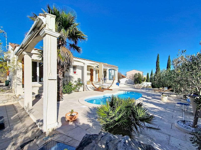 Villa - 163 m² - 6 pièces