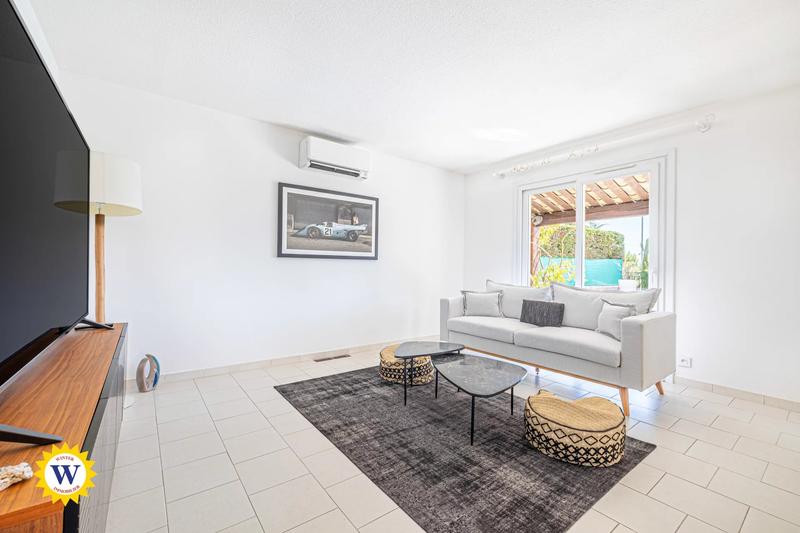 Villa - 220 m² - 6 pièces