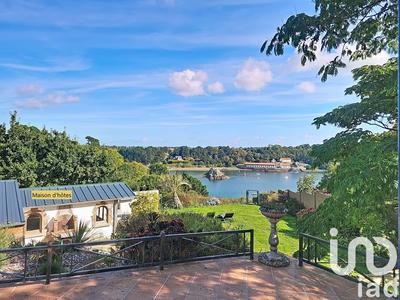 Maison - 161 m² - 6 pièces