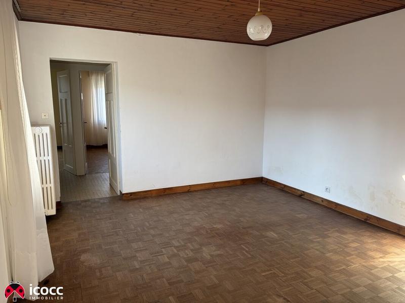 Maison - 90 m² - 6 pièces