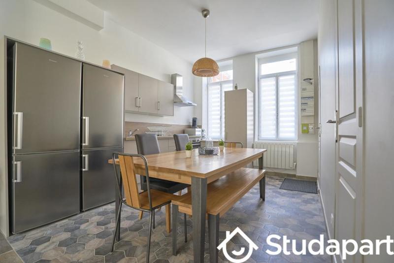 Chambre - 13 m² - 1 pièce