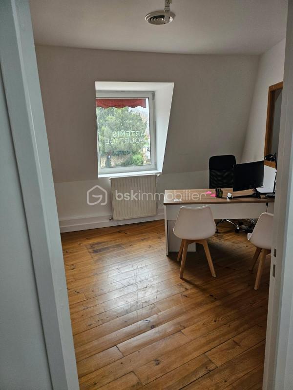 Bureau - 88 m² - 4 pièces