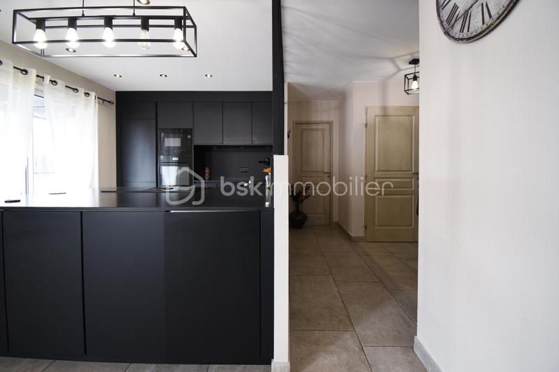 Maison - 101 m² - 4 pièces