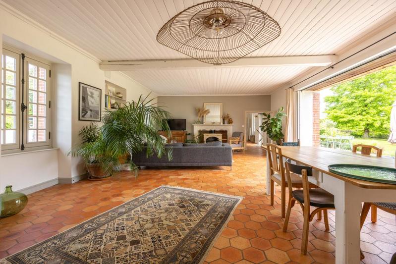 Maison - 164 m² - 6 pièces