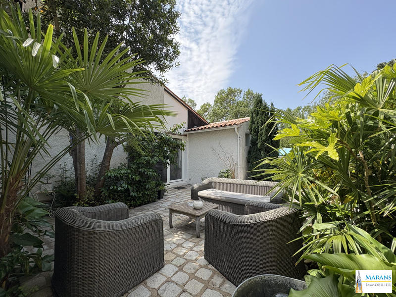 Maison - 309 m² - 10 pièces