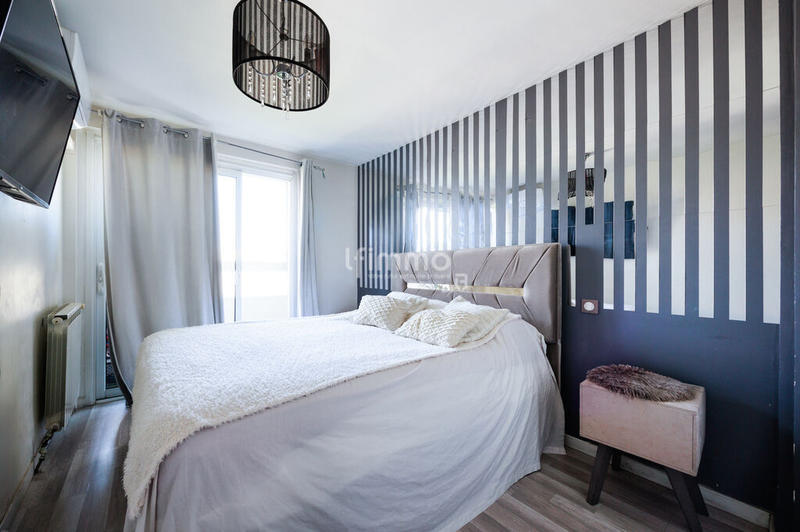 Appartement - 83 m² - 4 pièces