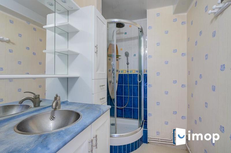 Appartement - 80 m² - 5 pièces