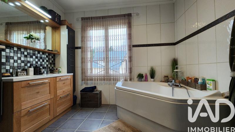 Maison - 151 m² - 7 pièces