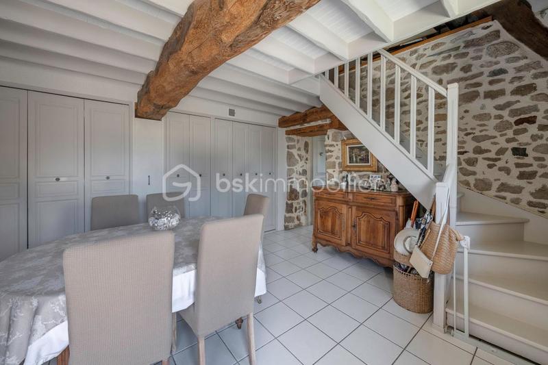 Maison - 108 m² - 4 pièces