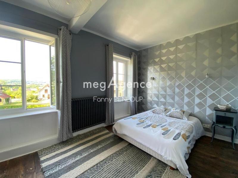 Maison en pierre - 156 m² - 6 pièces