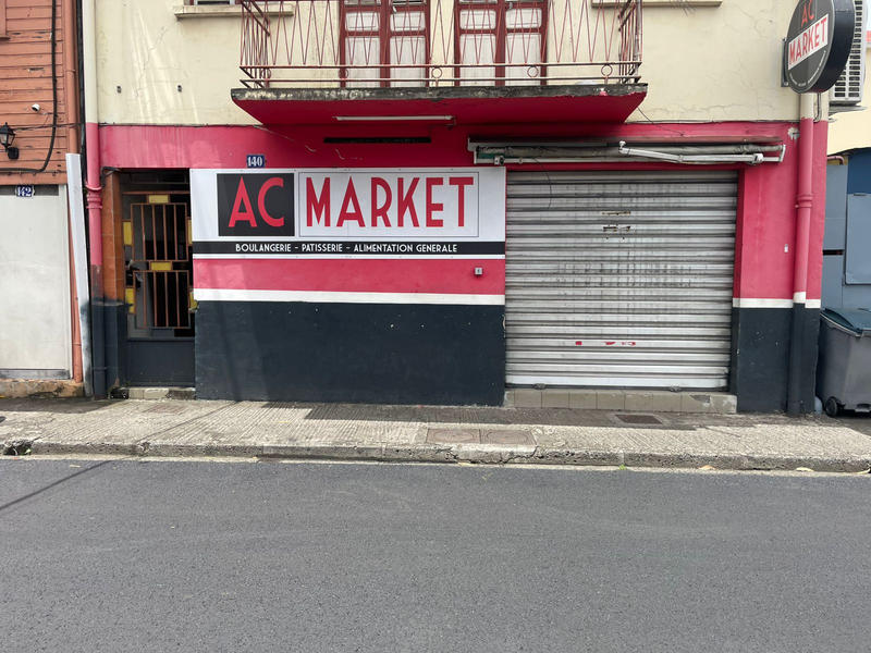 Fonds de commerce - Magasins - 100 m²