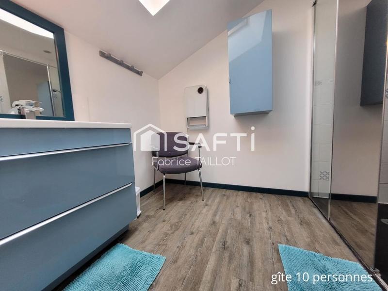 Maison - 345 m² - 14 pièces