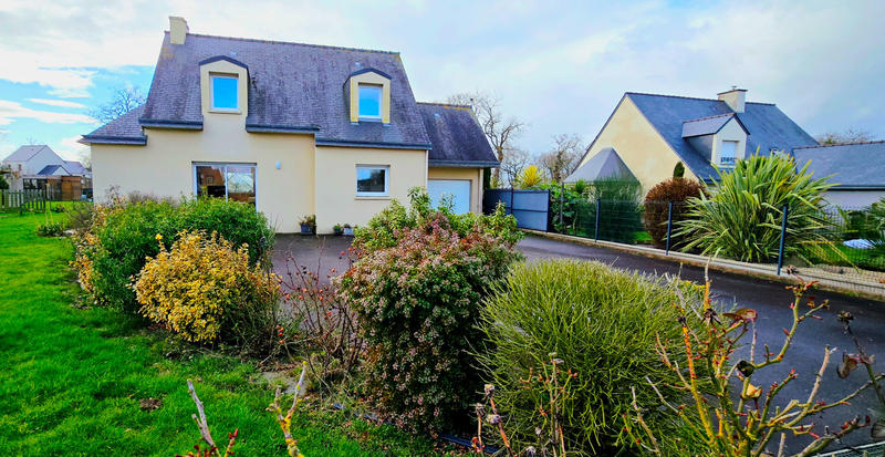 Maison - 101 m² - 5 pièces