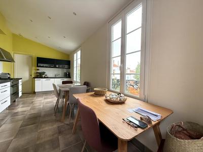 Maison - 92 m² - 4 pièces