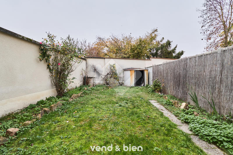 Maison - 122 m² - 6 pièces