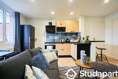 Chambre - 10 m² - 1 pièce