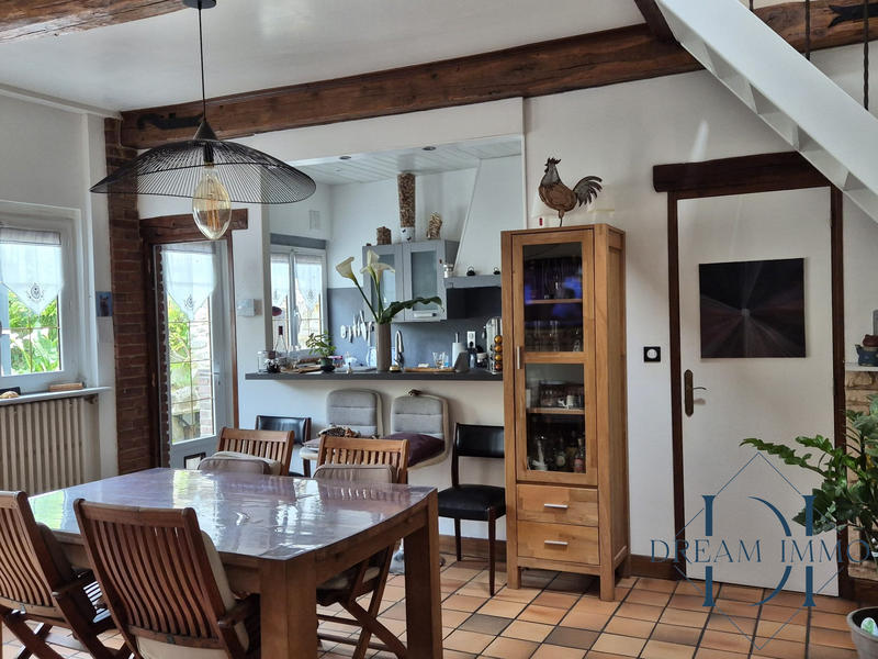 Maison - 187 m² - 7 pièces