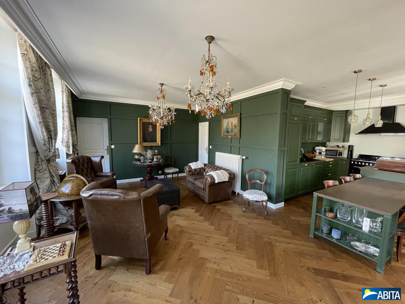 Appartement - 100 m² - 4 pièces