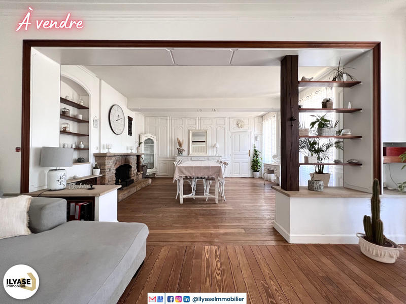 Maison - 356 m² - 11 pièces