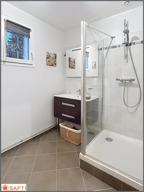 Maison - 170 m² - 7 pièces