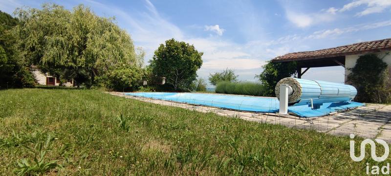 Maison - 280 m² - 10 pièces