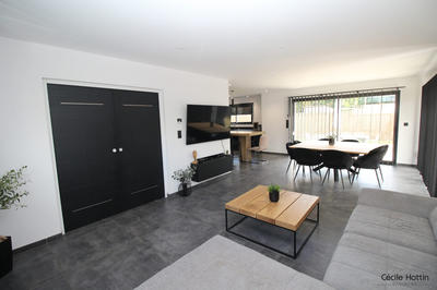 Maison - 156 m² - 4 pièces