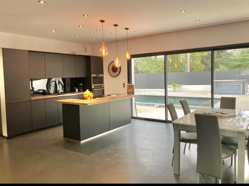 Maison - 165 m² - 5 pièces