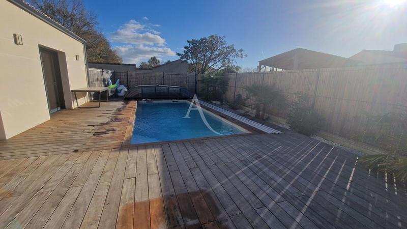 Maison - 161 m² - 6 pièces