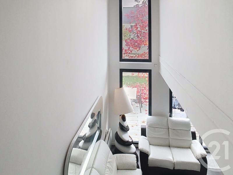 Maison - 96 m² - 5 pièces