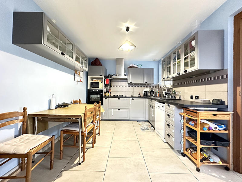 Maison - 93 m² - 4 pièces