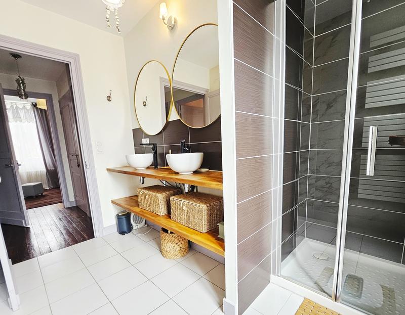 Maison - 131 m² - 6 pièces