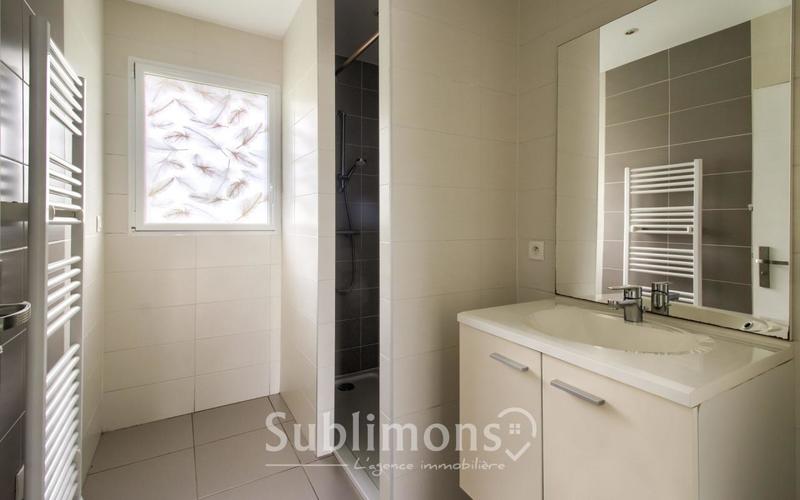 Maison - 96 m² - 5 pièces