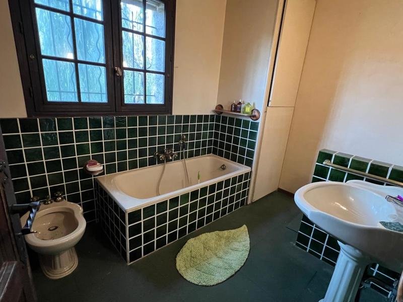 Maison - 300 m² - 6 pièces