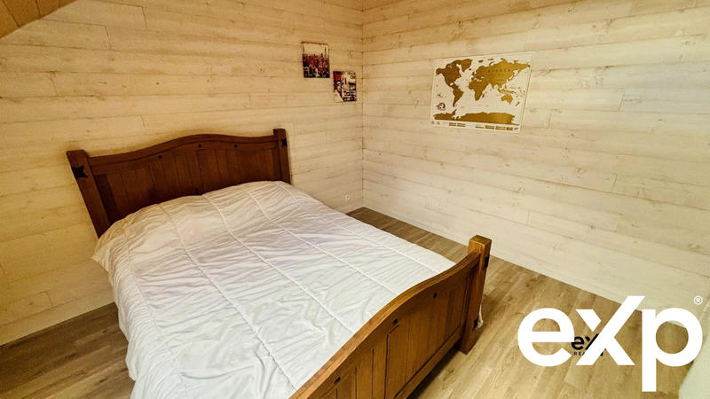 Maison traditionnelle - 127 m² - 6 pièces