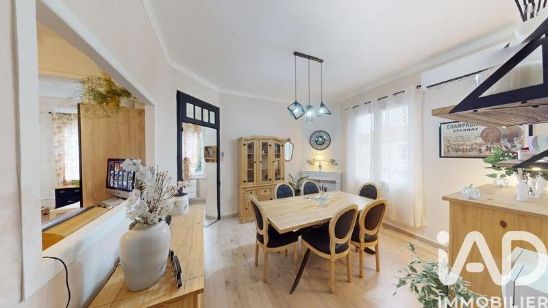 Maison - 155 m² - 6 pièces