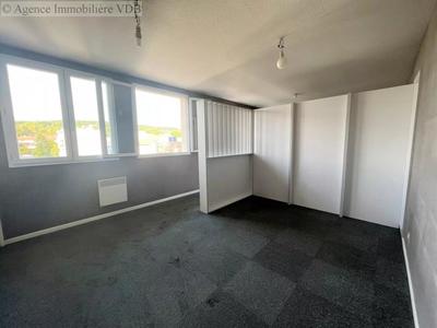 Local commercial - 138 m² - 7 pièces