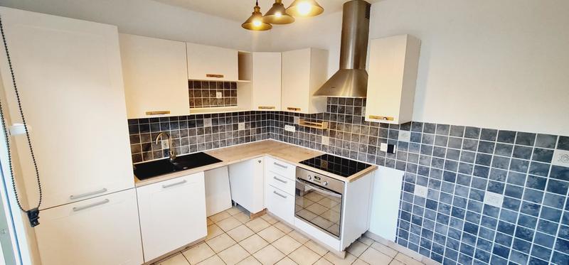 Maison - 75 m² - 5 pièces