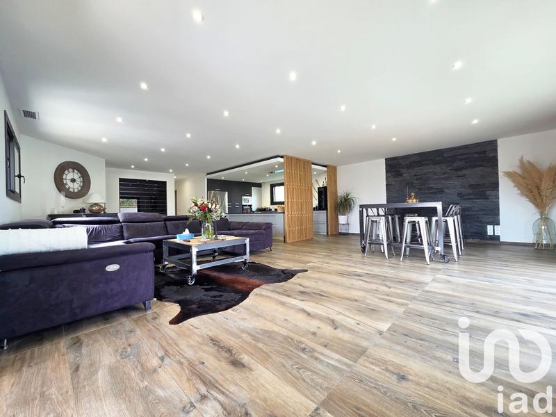 Maison de maîtres - 210 m² - 5 pièces