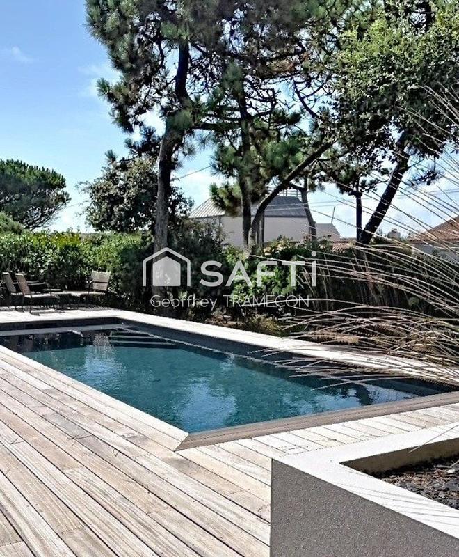 Villa - 180 m² - 7 pièces