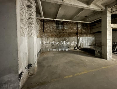 Parking / Garage - 19 m²