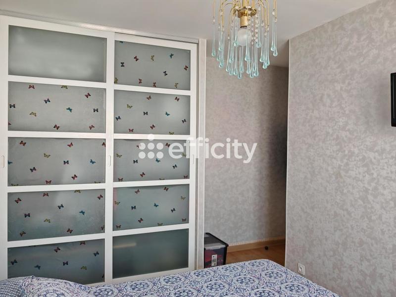 Pavillon - 98 m² - 4 pièces