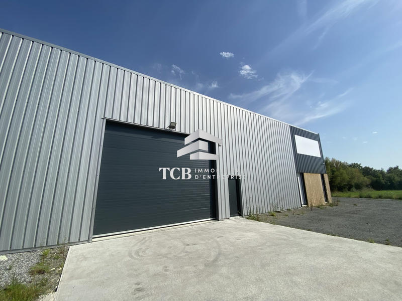 Local d'activités - 380 m²