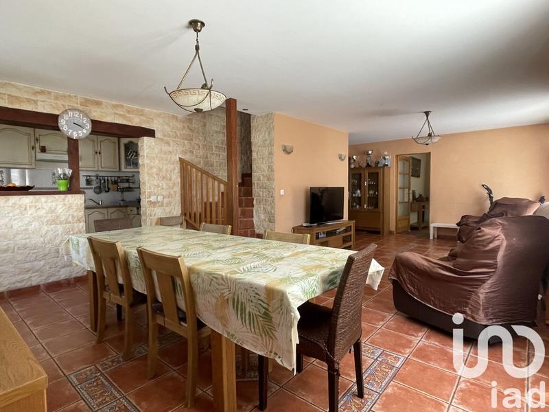 Maison - 195 m² - 9 pièces