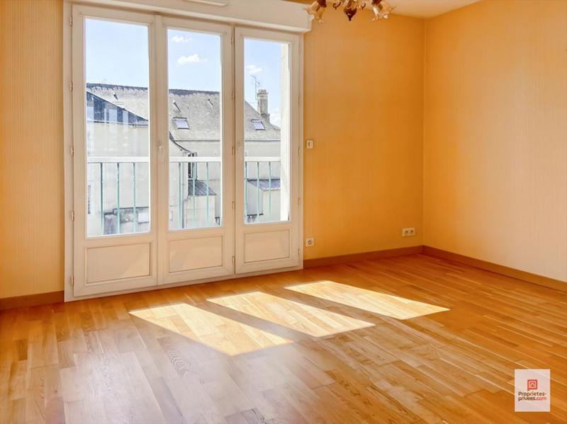 Appartement - 85 m² - 5 pièces