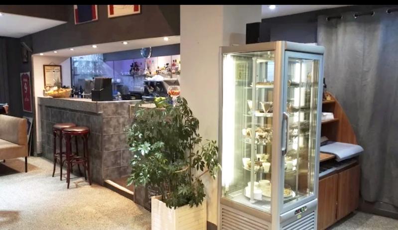 Fonds de commerce - 200 m²