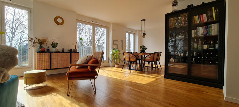 Appartement - 77 m² - 4 pièces