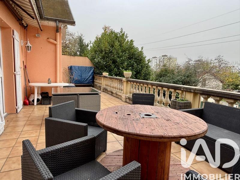 Maison - 132 m² - 4 pièces