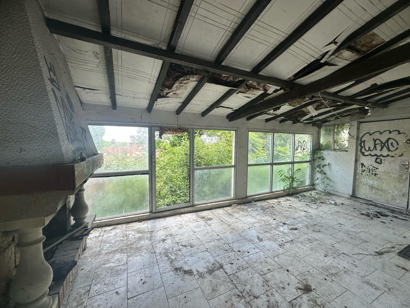 Maison - 95 m² - 5 pièces